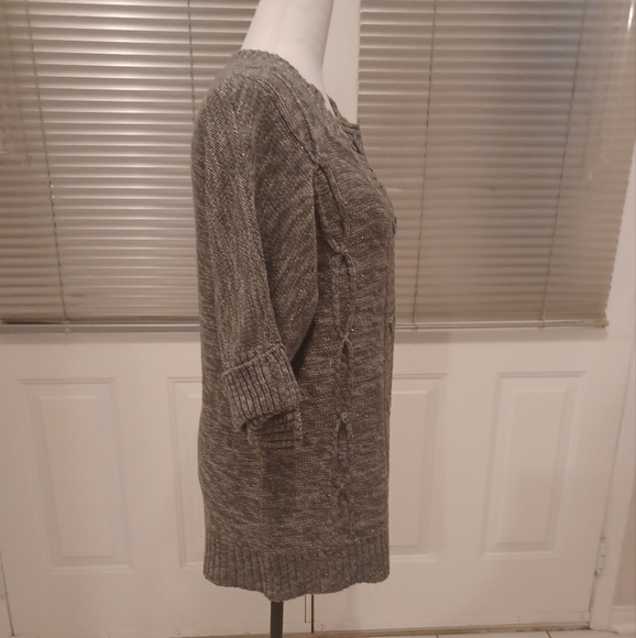 $4 Add-on Sparkly Gray Short Sleeved Cardigan - Size Small - Picture 3 of 7